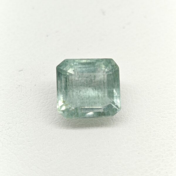 Natural Russian Emerald Emerald Cut Gemstone REM-015 Natural Russian Emerald emerald cut gemstone REM-015 from Russia