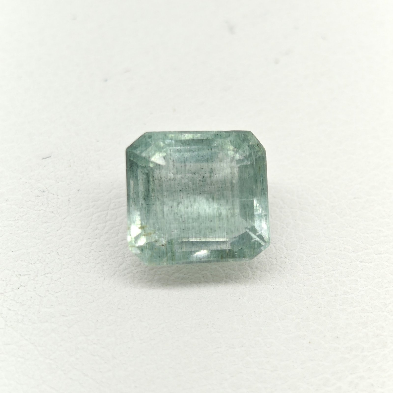Natural Russian Emerald emerald cut gemstone REM-015 from Russia