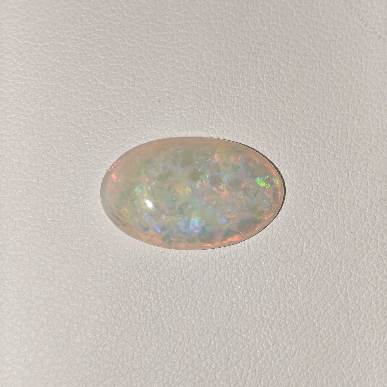 Natural Australian Fire Opal White Oval Cabochon OP-013 Natural Australian Fire Opal white oval cabochon gemstone OP-013 from Australia