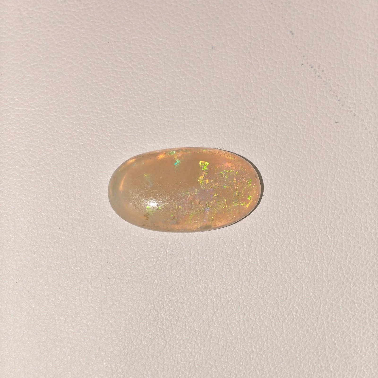 Natural Australian Fire Opal White Oval Cabochon OP-022 Natural Australian Fire Opal white oval cabochon gemstone OP-022 from Australia