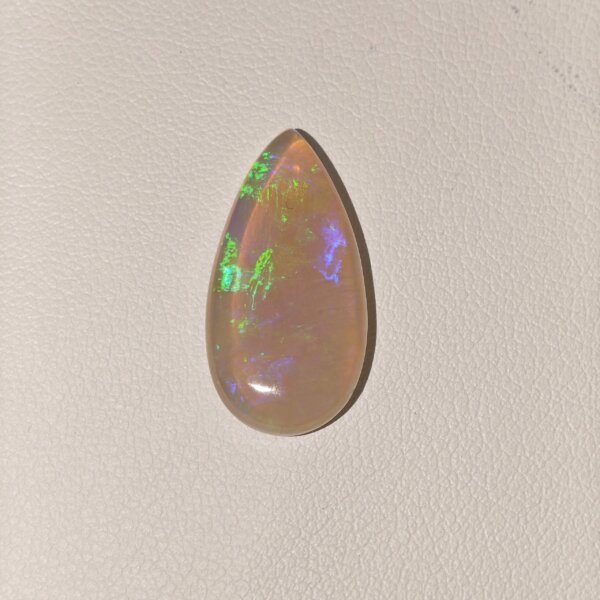 Natural Australian Fire Opal white pear gemstone OP-029 from Australia