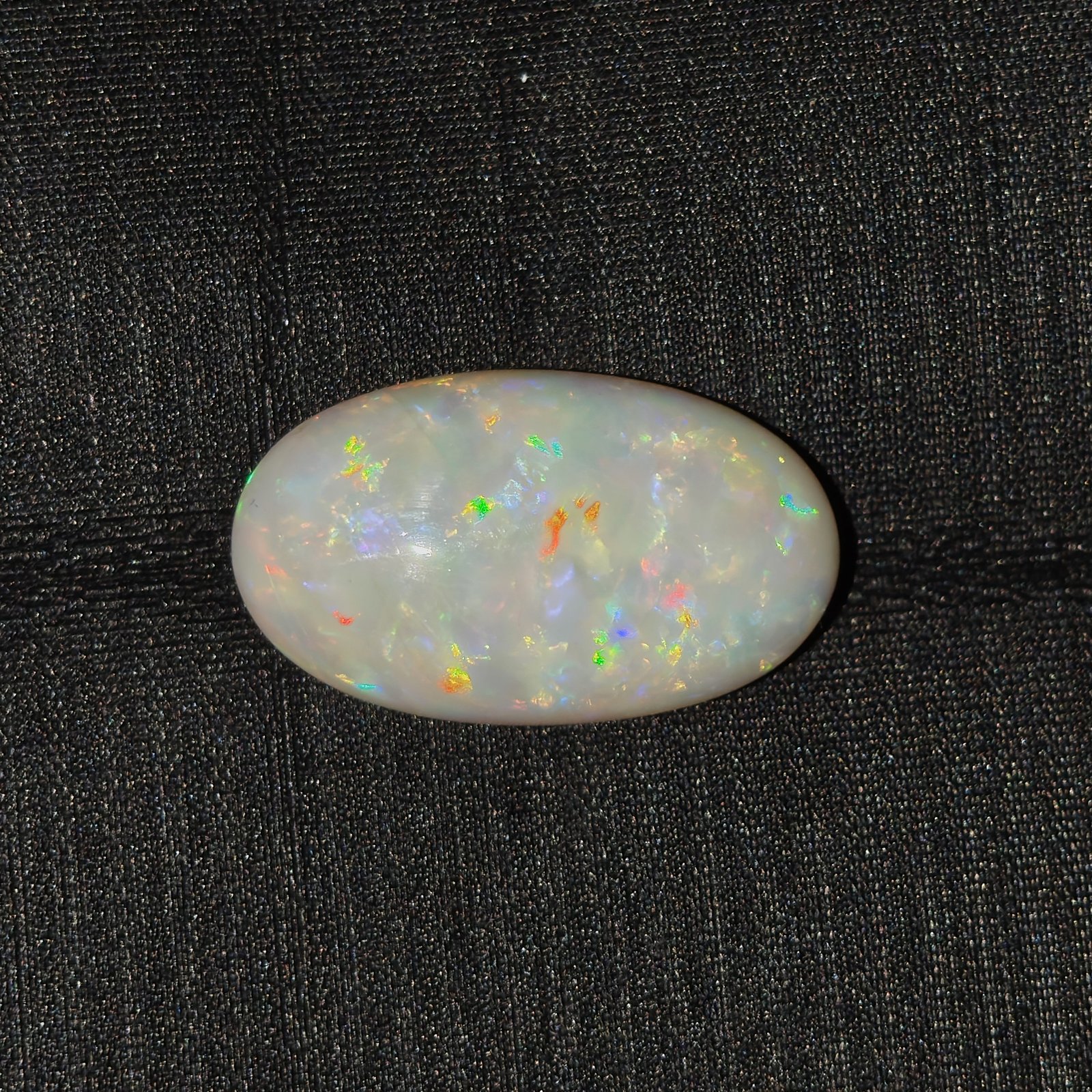 Natural Australian Fire Opal White Oval Gemstone OPA-003 Natural Australian Fire Opal white oval gemstone OPA-003 from Australia