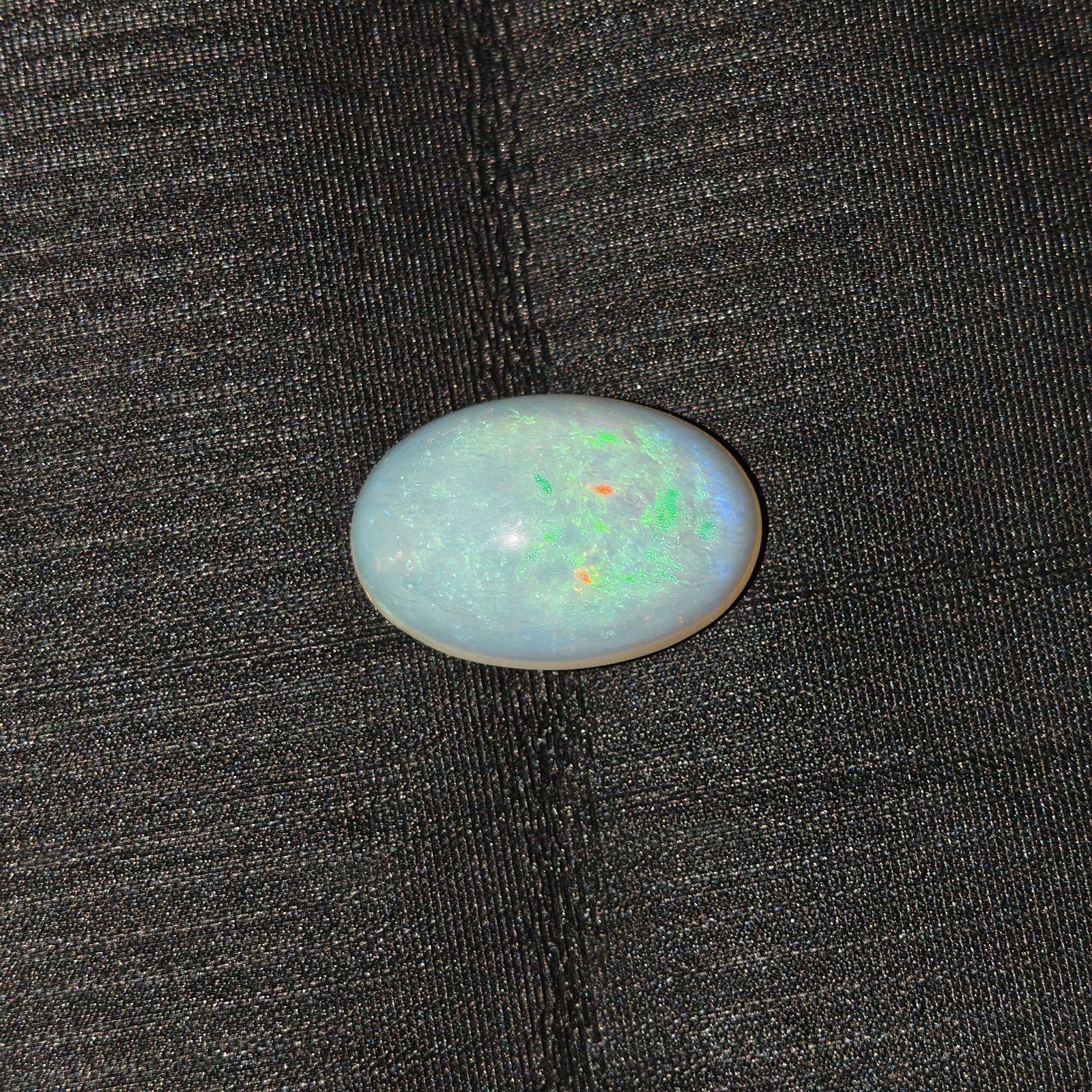 Natural Australian Fire Opal white oval gemstone OPA-005 from Australia