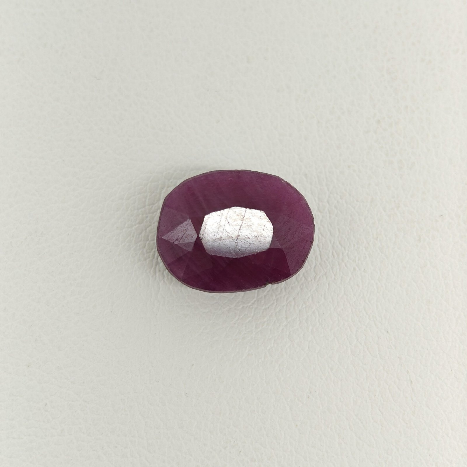 Natural African Ruby Red Oval Gemstone ARUB-005 Natural African Ruby red oval gemstone ARUB-005 from Africa
