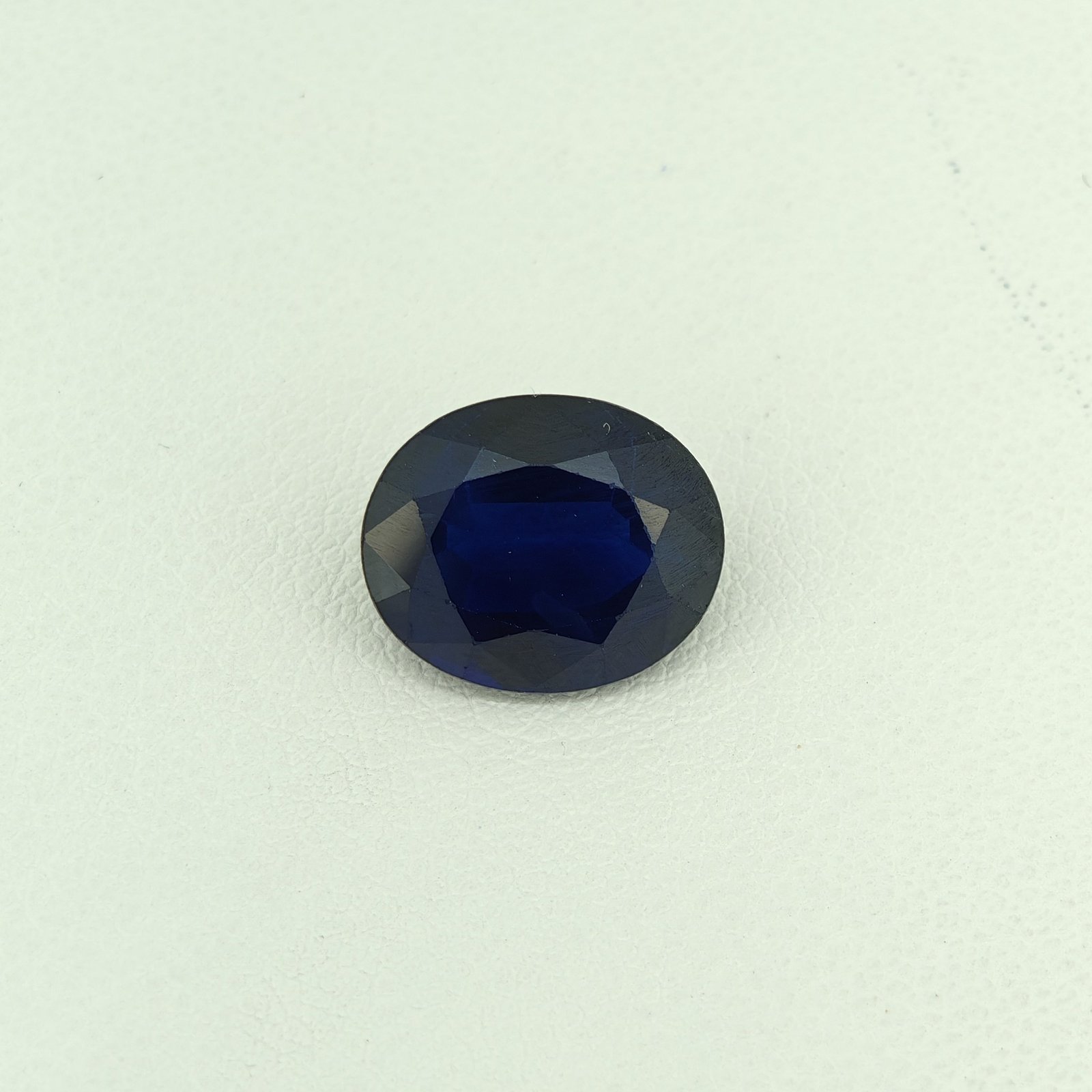Natural Ceylon Blue Sapphire blue oval gemstone S04 from Madagascar