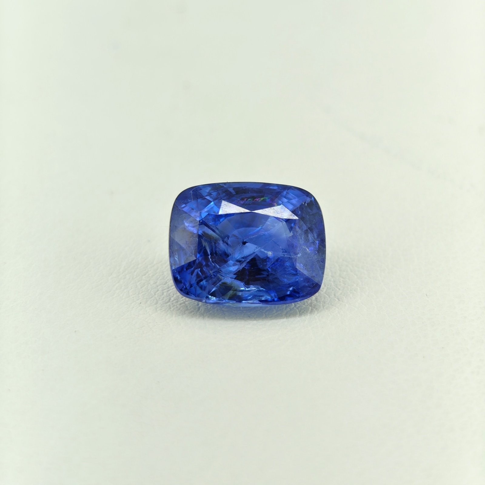 Buy Certified Natural Sri Lankan Blue Sapphire | Original Ceylon Blue Sapphire (Neelam) for Vedic Astrology, Fine Jewellery & Investment