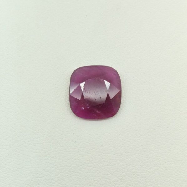 Ruby RUB-030 Natural Ruby gemstone featuring vivid crimson red hues with exceptional clarity and radiant polished brilliance.