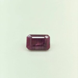Ruby RUB-035 featuring a vivid natural ruby gemstone with rich crimson red hues, exceptional clarity, and radiant polished brilliance.