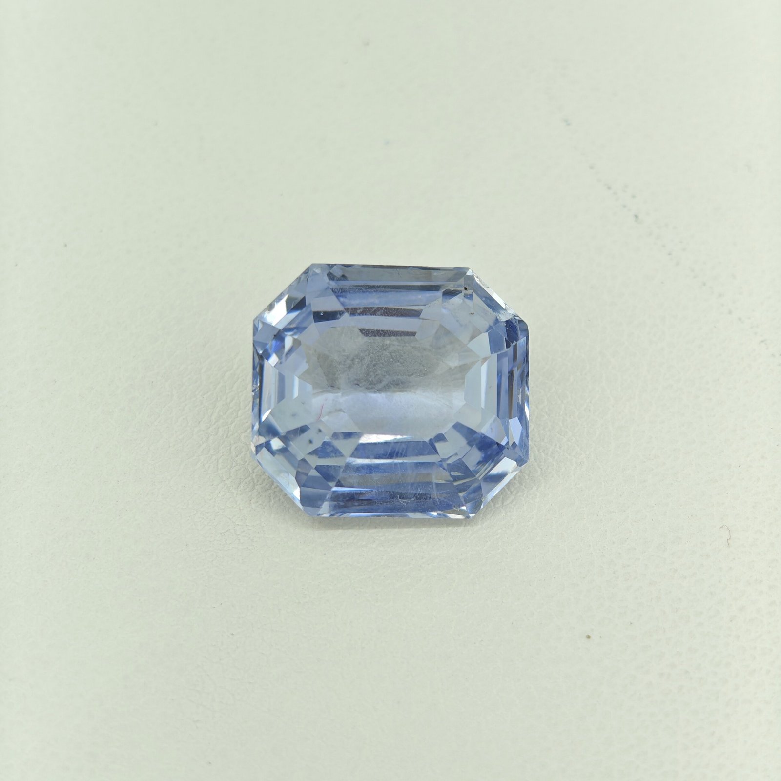 Buy Certified Natural Ceylon Blue Sapphire | Original Sri Lankan Blue Sapphire (Neelam) for Vedic Astrology, Fine Jewellery & Investment