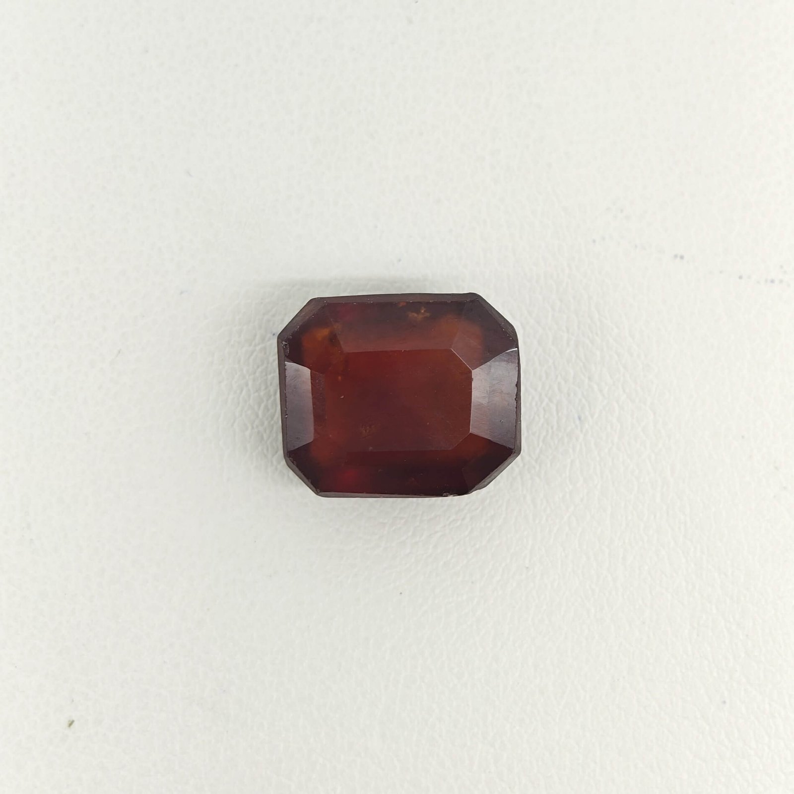 Buy Natural Hessonite Garnet (Gomed) Gemstone | Certified Original Gomed Stone for Vedic Astrology, Fine Jewellery & Investment