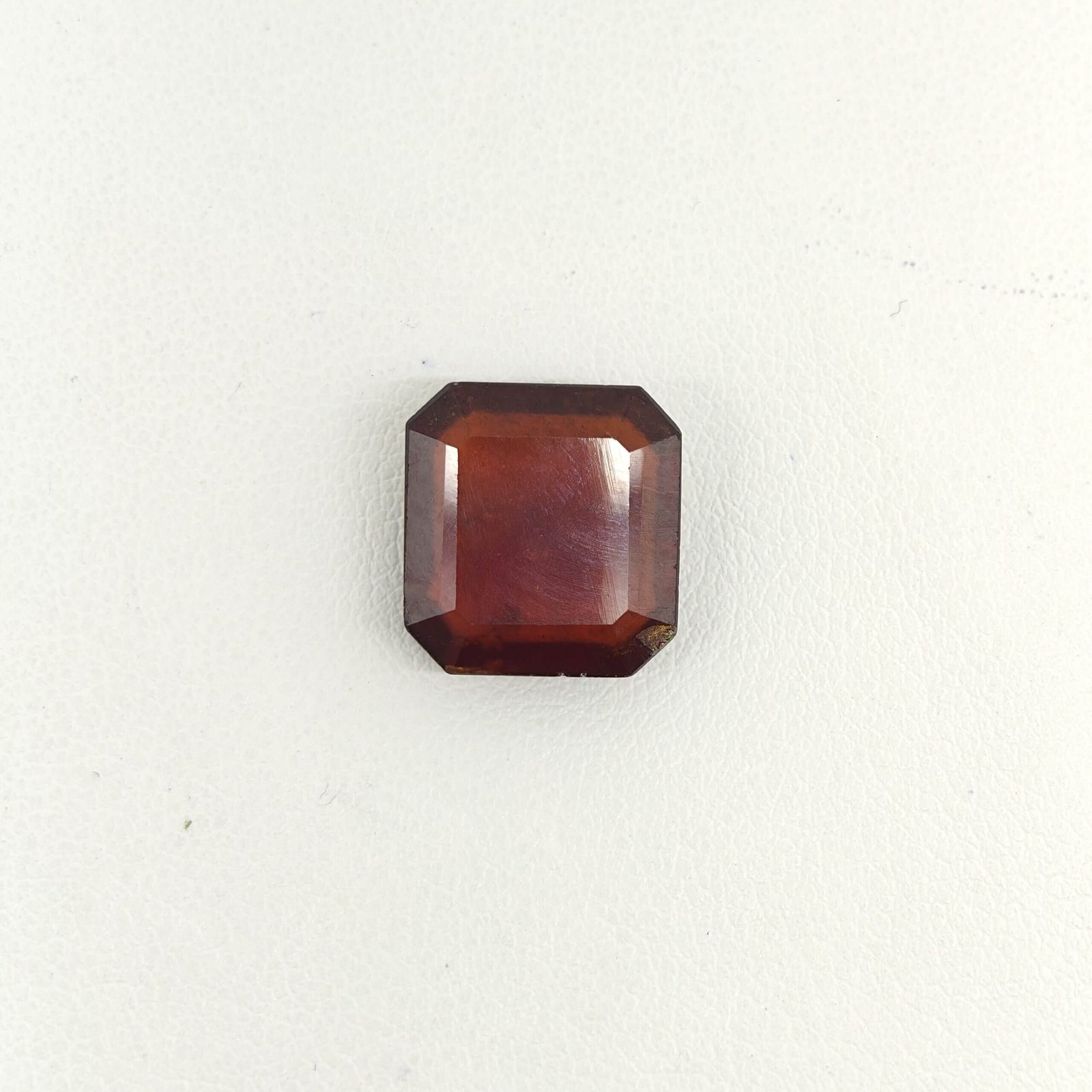 Buy Certified Natural Hessonite Garnet (Gomed) | Original Hessonite Garnet Gemstone for Vedic Astrology, Fine Jewellery & Investment