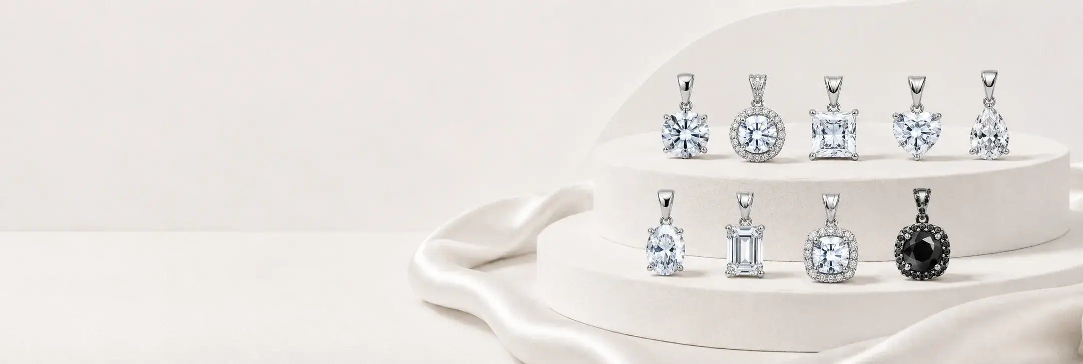 Moissanite pendant