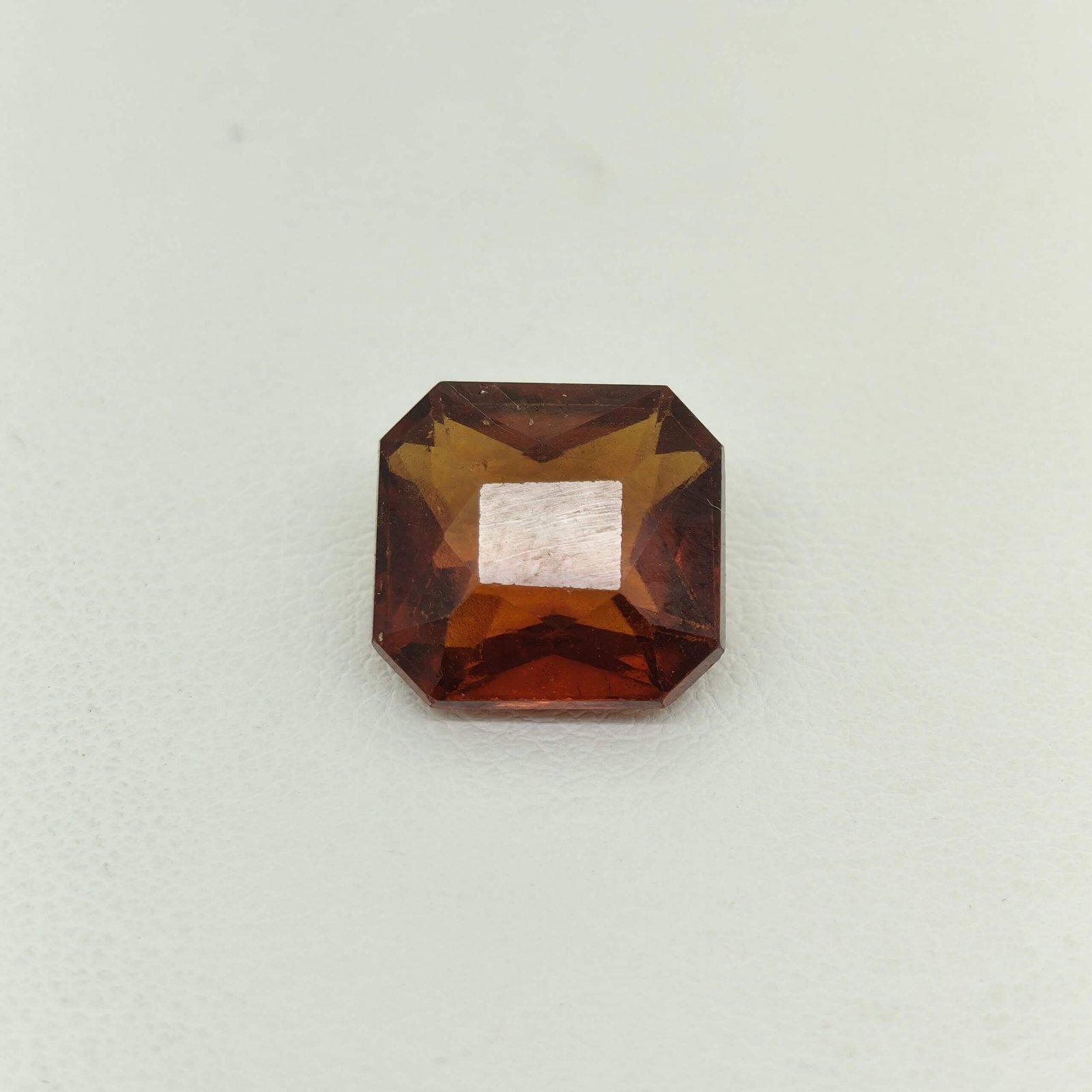 Natural Sri Lankan Hessonite Garnet honey brown oval gemstone HG-024
