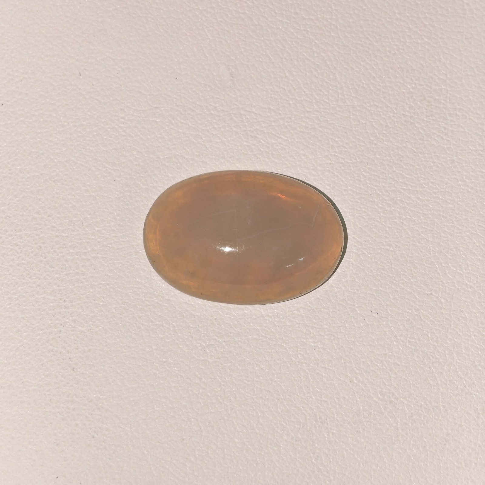 Natural Australian Opal Gemstone White Oval AOP-004 Natural Australian Opal Gemstone white oval stone AOP-004 from Australia