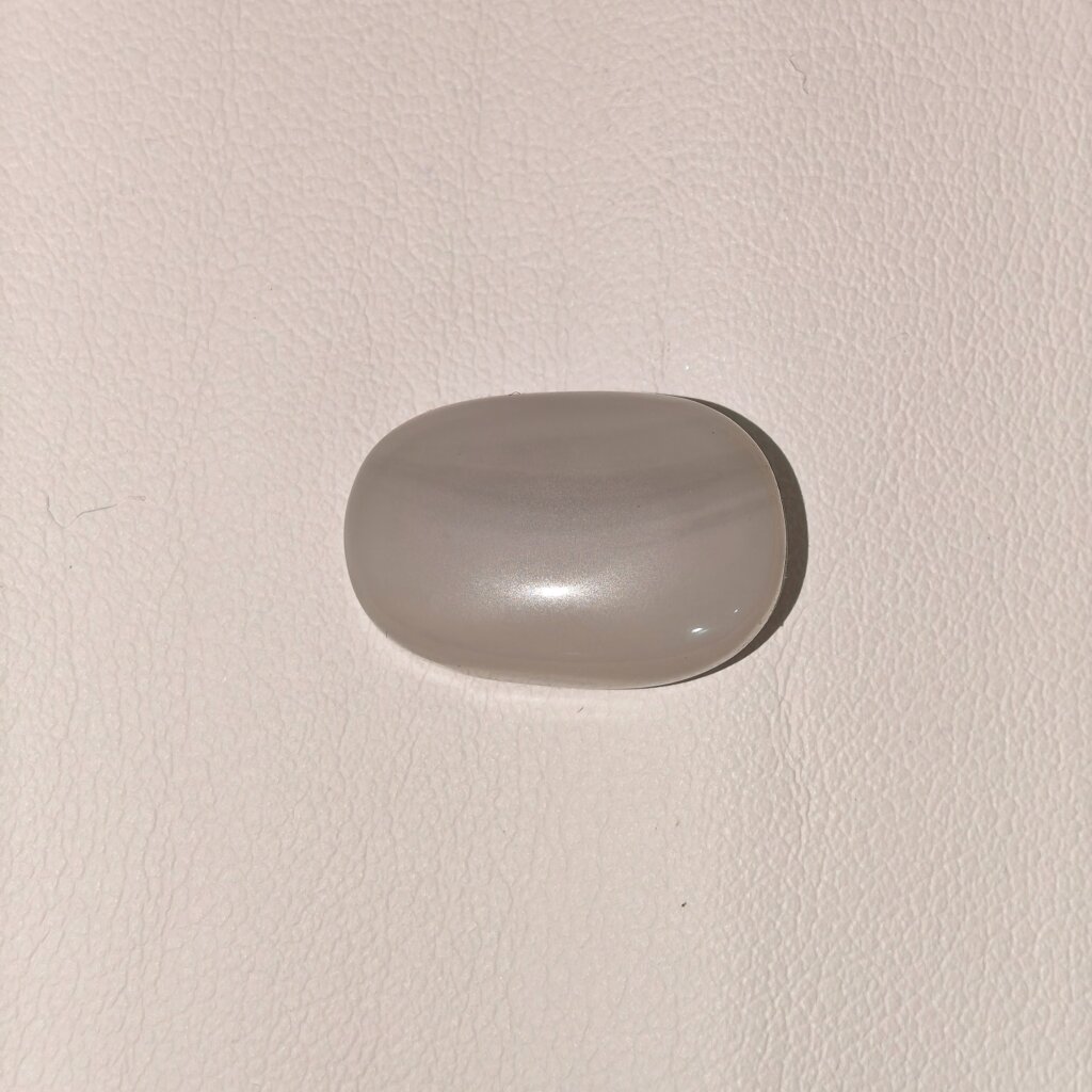 Natural Australian Opal Gemstone 10.65 Carat Oval Lab Certified in South Extension Delhi