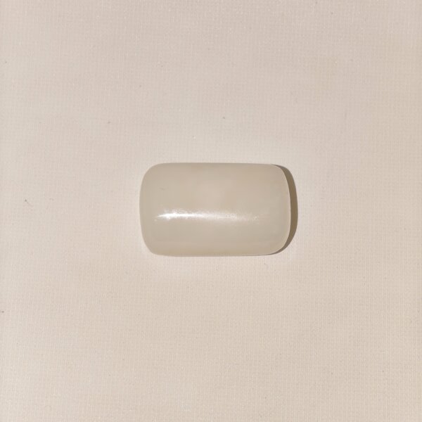 Natural White Coral Gemstone 19.70 Carat Oval Cabochon Lab Certified in South Extension Delhi