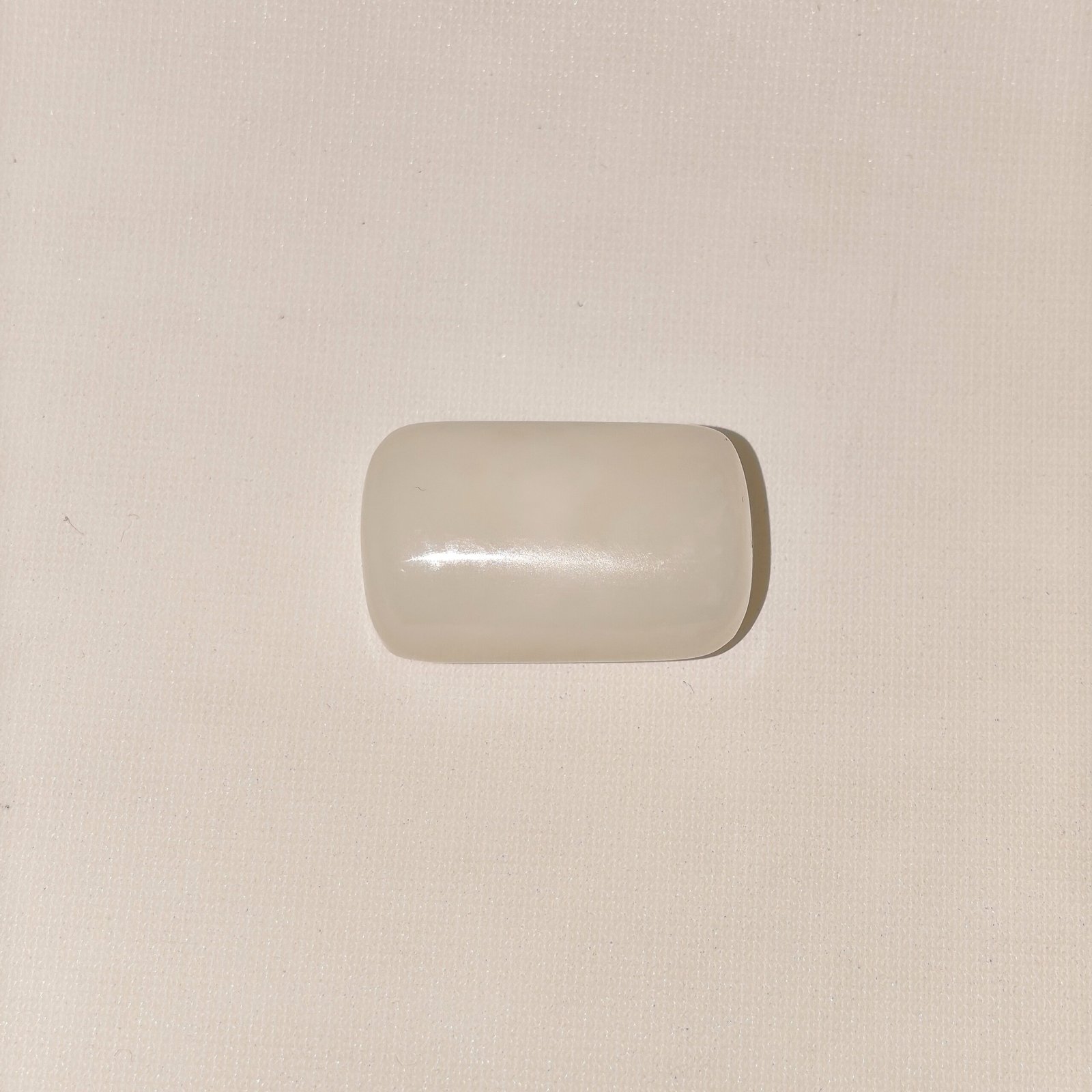 Natural White Coral 19.70 Carat Oval Cabochon Stone Natural White Coral Gemstone 19.70 Carat Oval Cabochon Lab Certified in South Extension Delhi