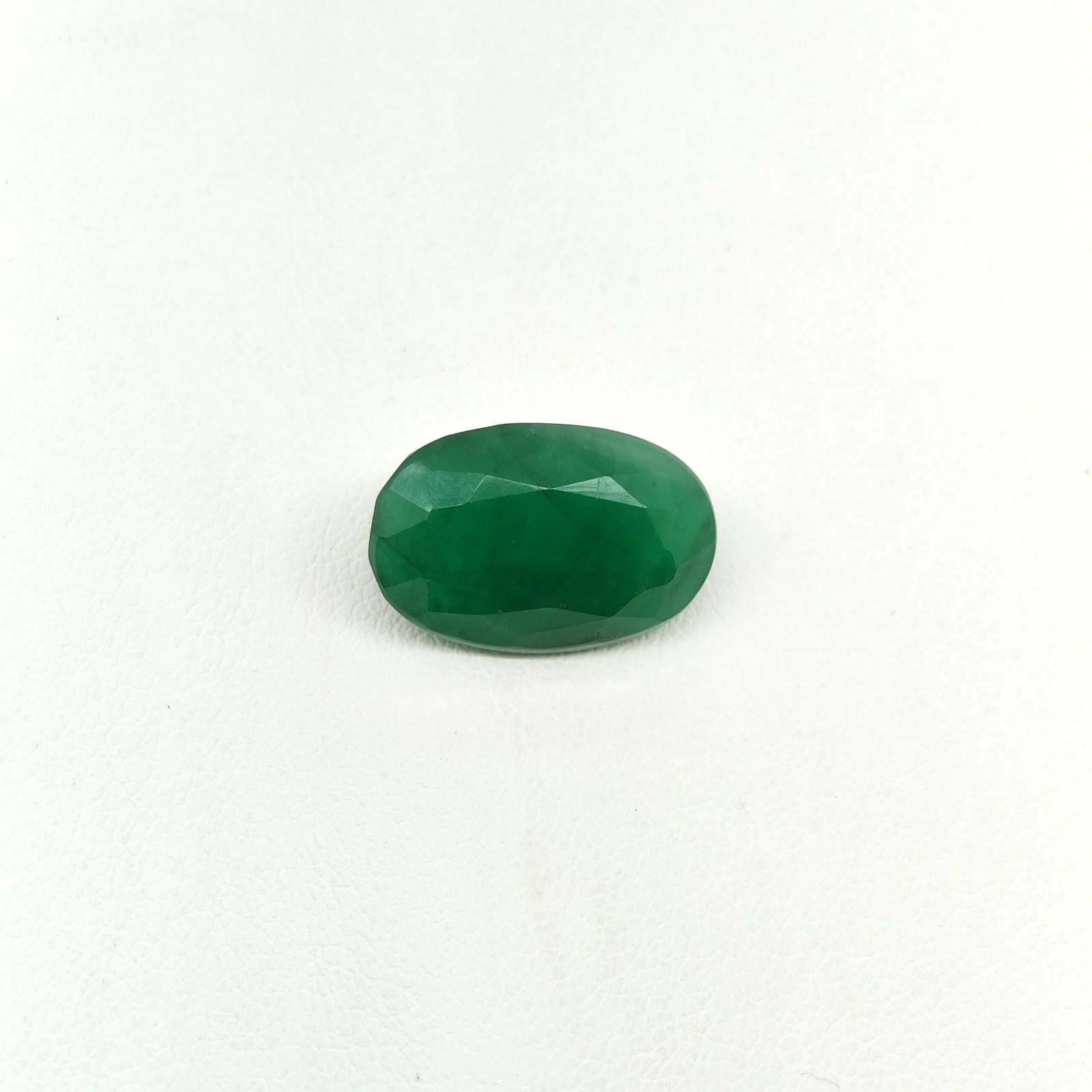 Natural Zambian Emerald Panna 7.30 Carat – Oval Cut Natural Zambian Emerald Panna 7.30 Carat Oval Cut