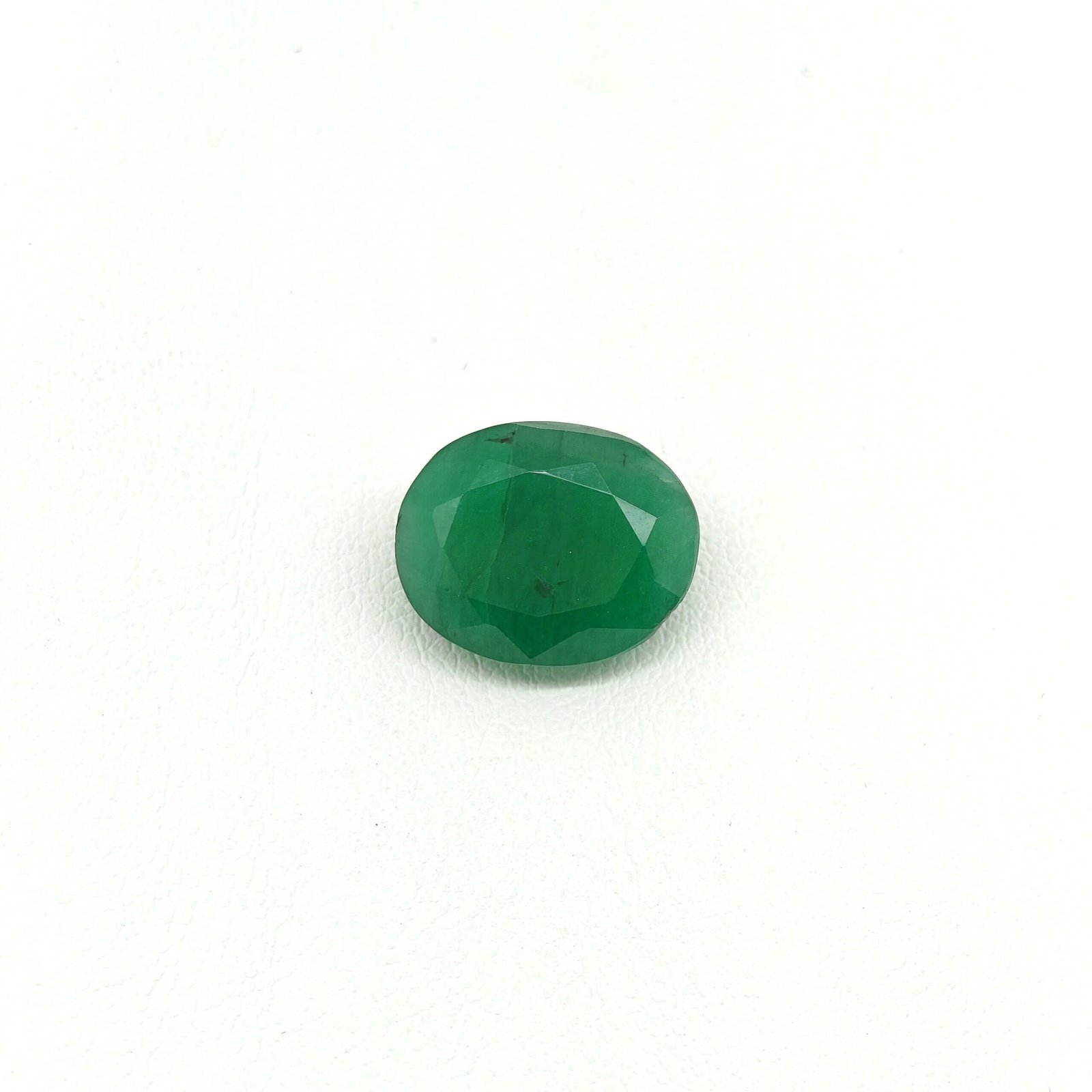 Natural Zambian Emerald Panna 8.25 Carat Oval Cut Natural Zambian Emerald Panna 8.25 Carat Oval Cut Lab Certified Gemstone
