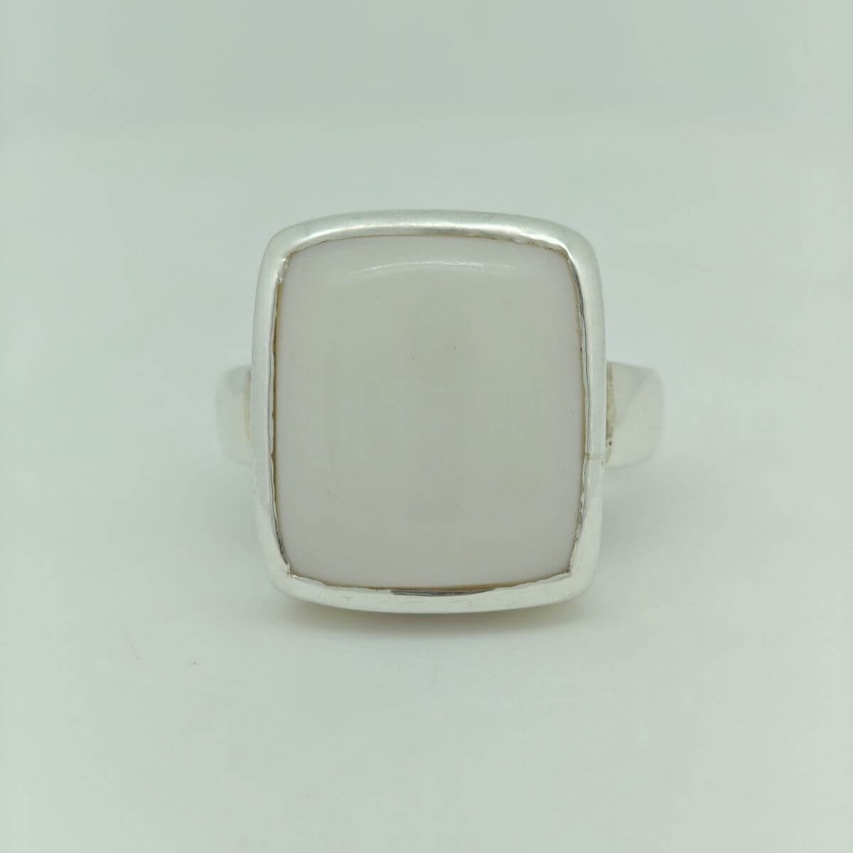 Classic White Opal Signet Ring in 925 Sterling Silver – Front View 925 Sterling Silver Classic White Opal Signet Ring front view