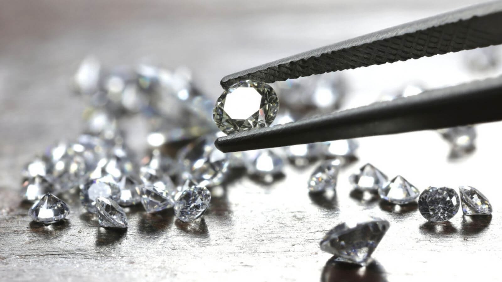 diamond gemstone